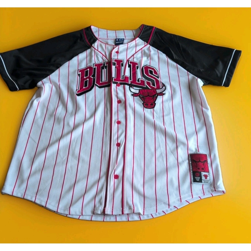 Vntg Chicago Bulls Baskball Jersey Mens XL NBA Button Up Short‎ Sleeve red strip